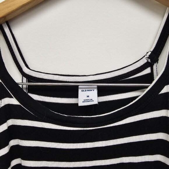 Old Navy Suspended Neck Swing Dress Women's Size M Striped Black White Stretch - Picture 4 of 9